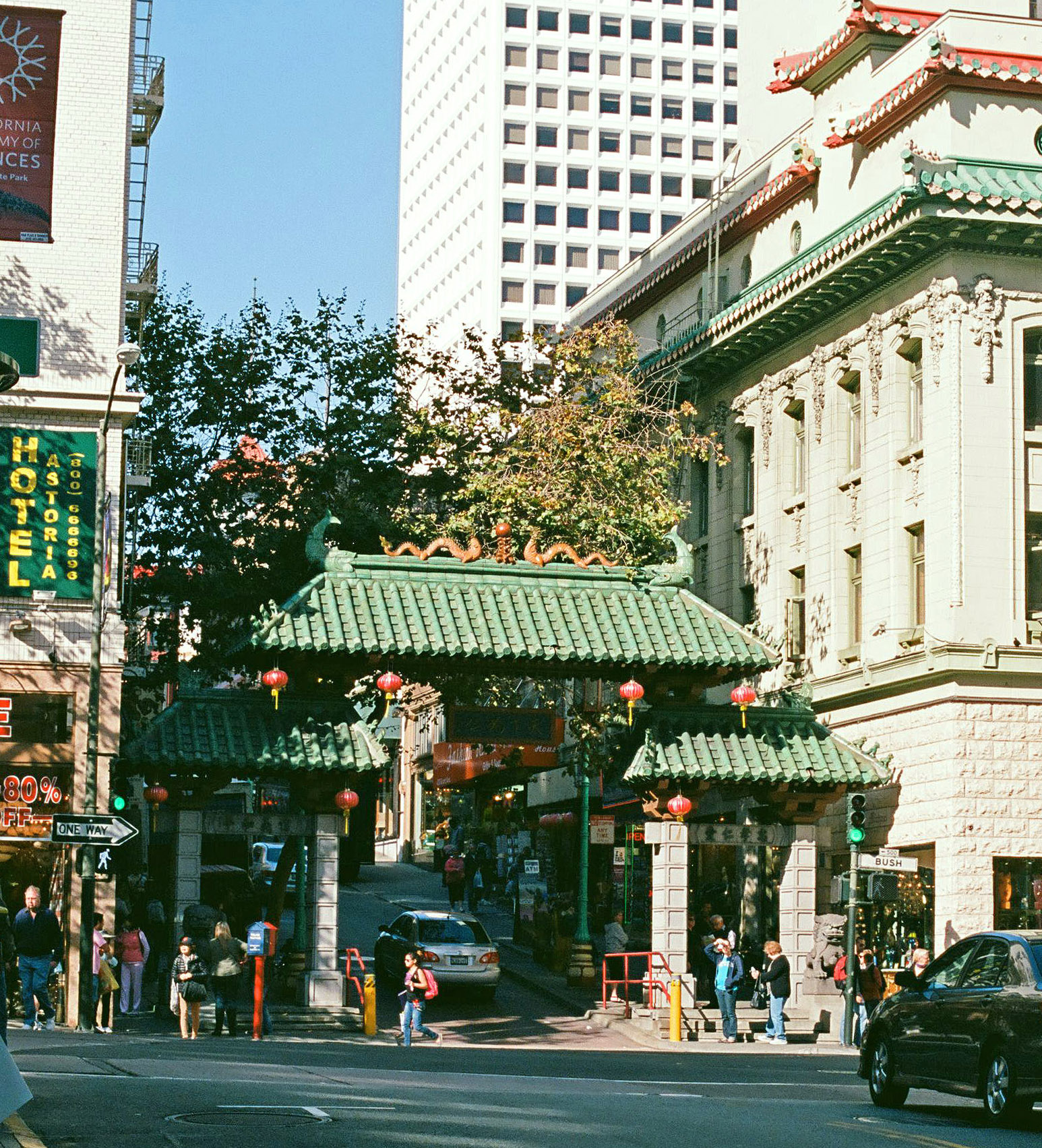 Entrance to SF Chinatow