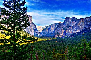 Tunnel View of Yosemite Valley; CC Don J. Schulte