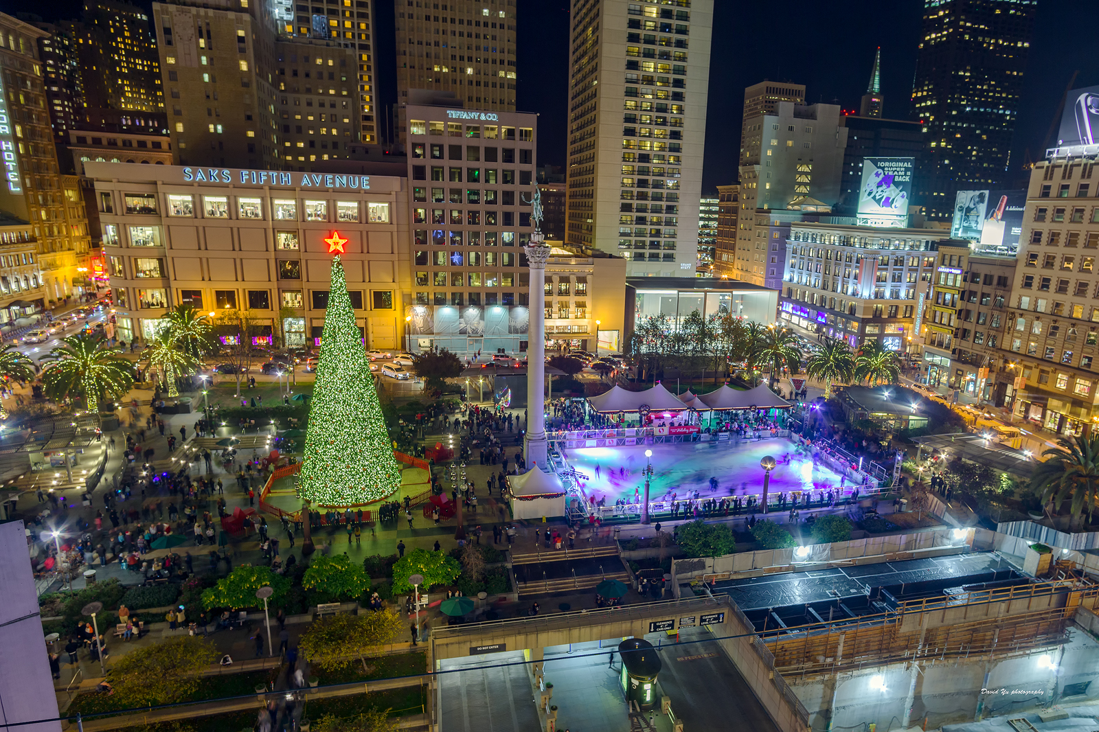 Union Square from the Cheesecake Factory cc David Yu